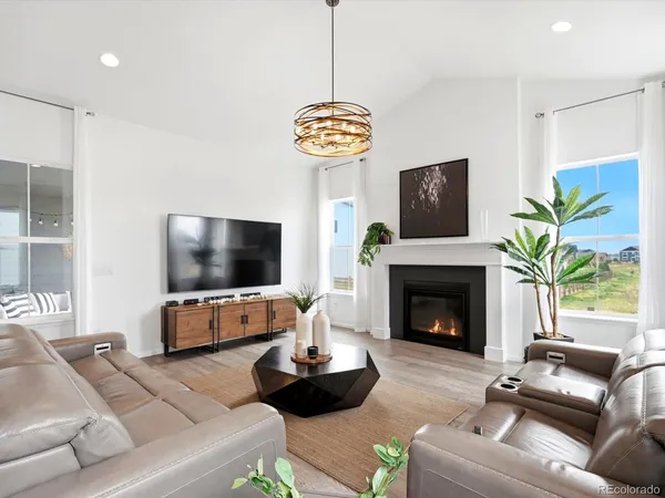$975,000 | 5371 Kellan Way, Timnath, CO 80547
