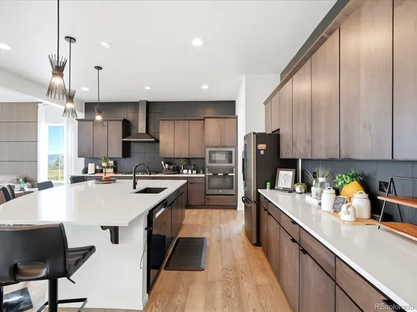 $975,000 | 5371 Kellan Way, Timnath, CO 80547