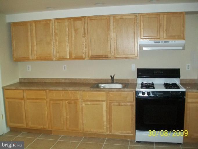3005 Freeway Halethorpe, MD 21227 - Photo 13 of 13 Kitchen #3