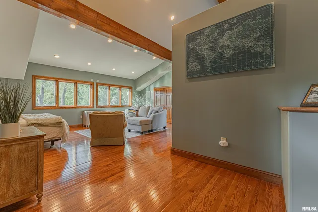 $494,000 | 4 Cottonwood Lane, Lincoln, IL 62656