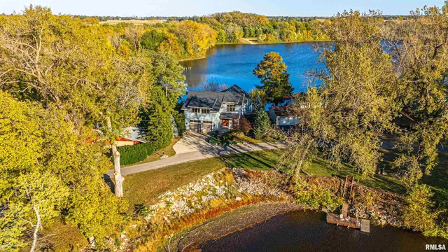 $494,000 | 4 Cottonwood Lane, Lincoln, IL 62656