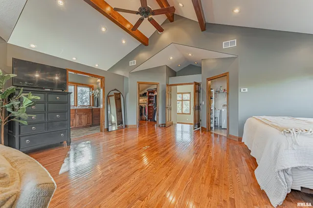 $494,000 | 4 Cottonwood Lane, Lincoln, IL 62656