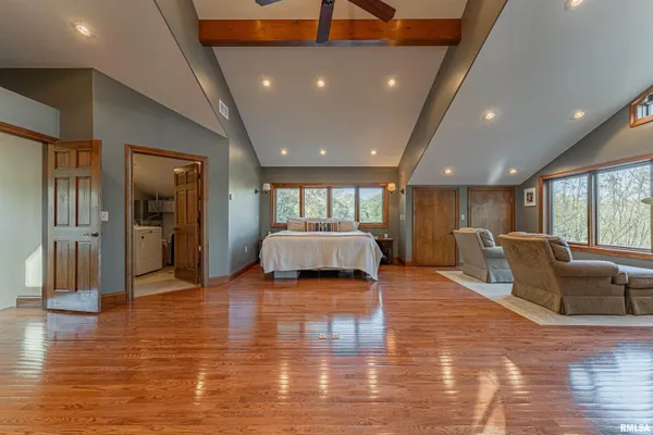 $475,000 | 4 Cottonwood Lane, Lincoln, IL 62656