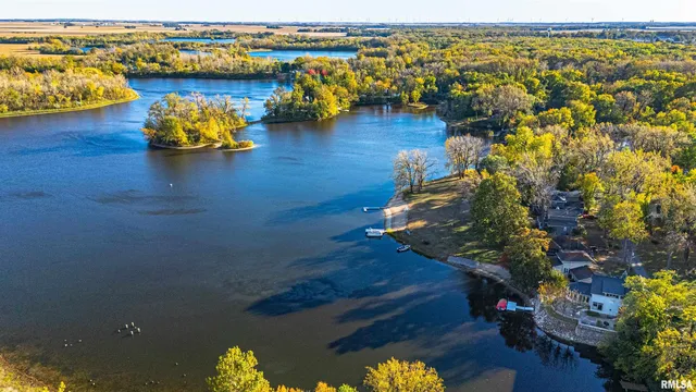 $494,000 | 4 Cottonwood Lane, Lincoln, IL 62656