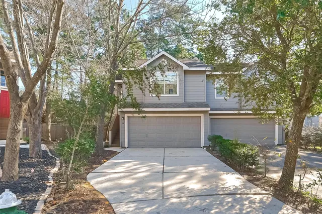 a house view with a outdoor space