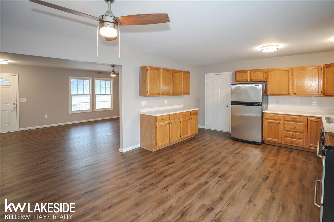794 Cove Road Goodells, MI 48027 - Photo 7 of 30 50064015-6.JPG