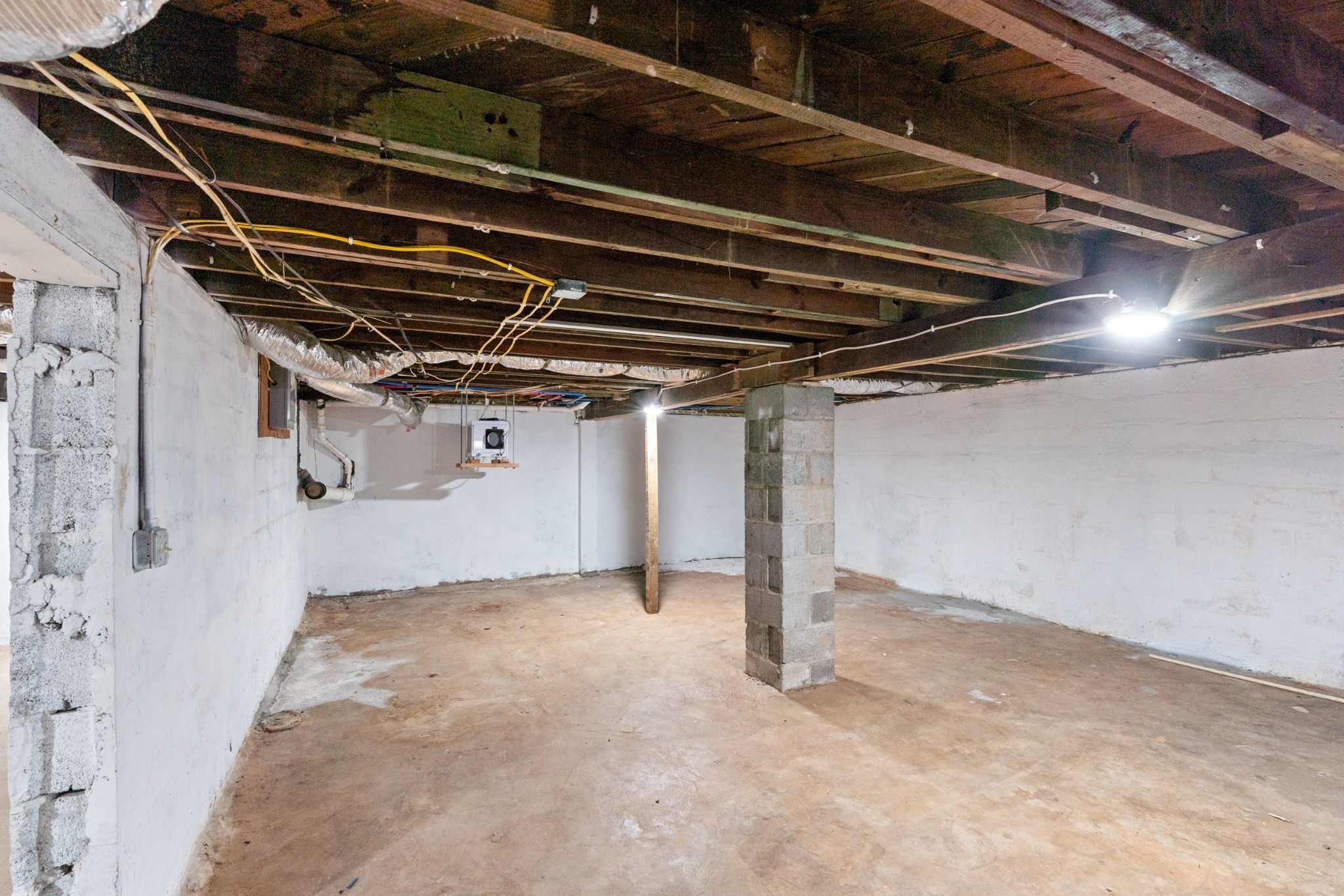 1503 5th Avenue West Springfield, TN 37172 - Photo 35 of 43 a view of utility room