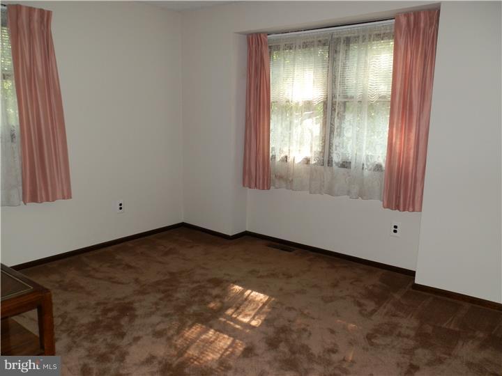 225 Oakshade Road Tabernacle, NJ 08088 - Photo 14 of 17