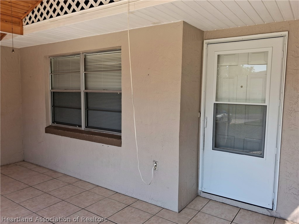 116 Friendly Circle Sebring, FL 33876 - Photo 4 of 32