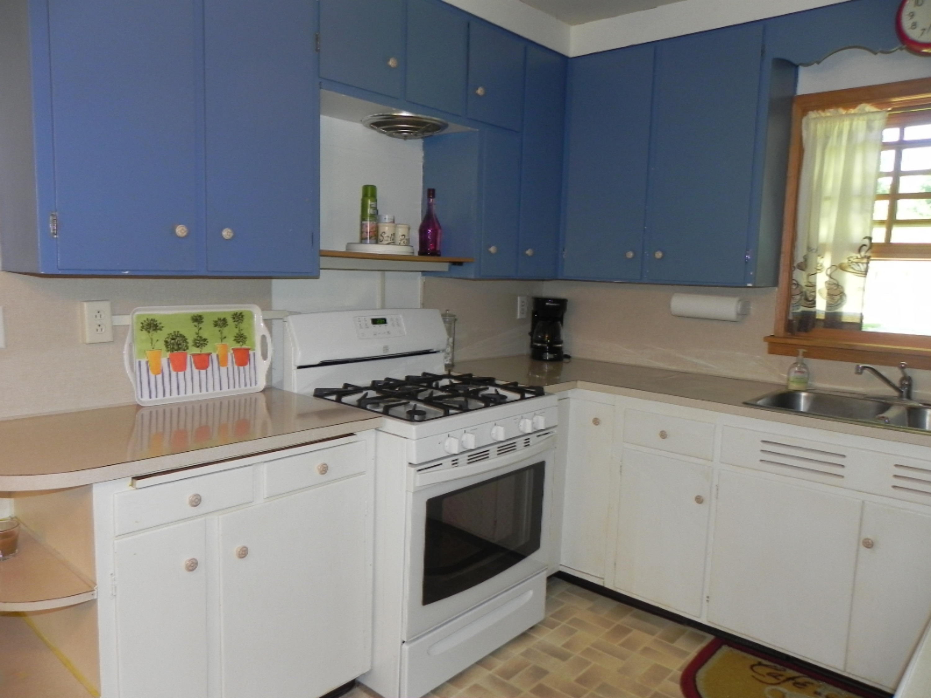 84660 Gregory Terrace Decatur, MI 49045 - Photo 10 of 33 DSCN5173