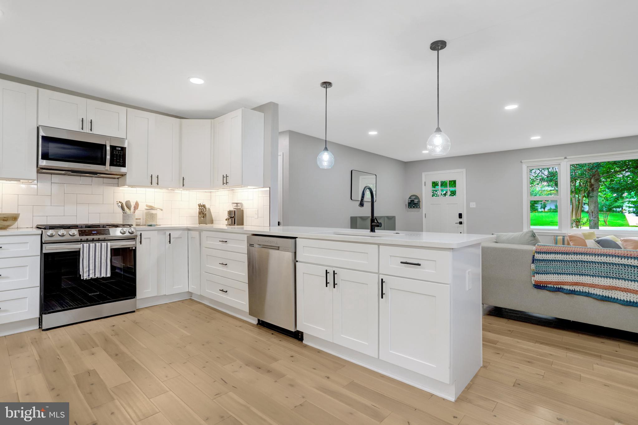 5418 Inverchapel Road Springfield, VA 22151 - Photo 13 of 94