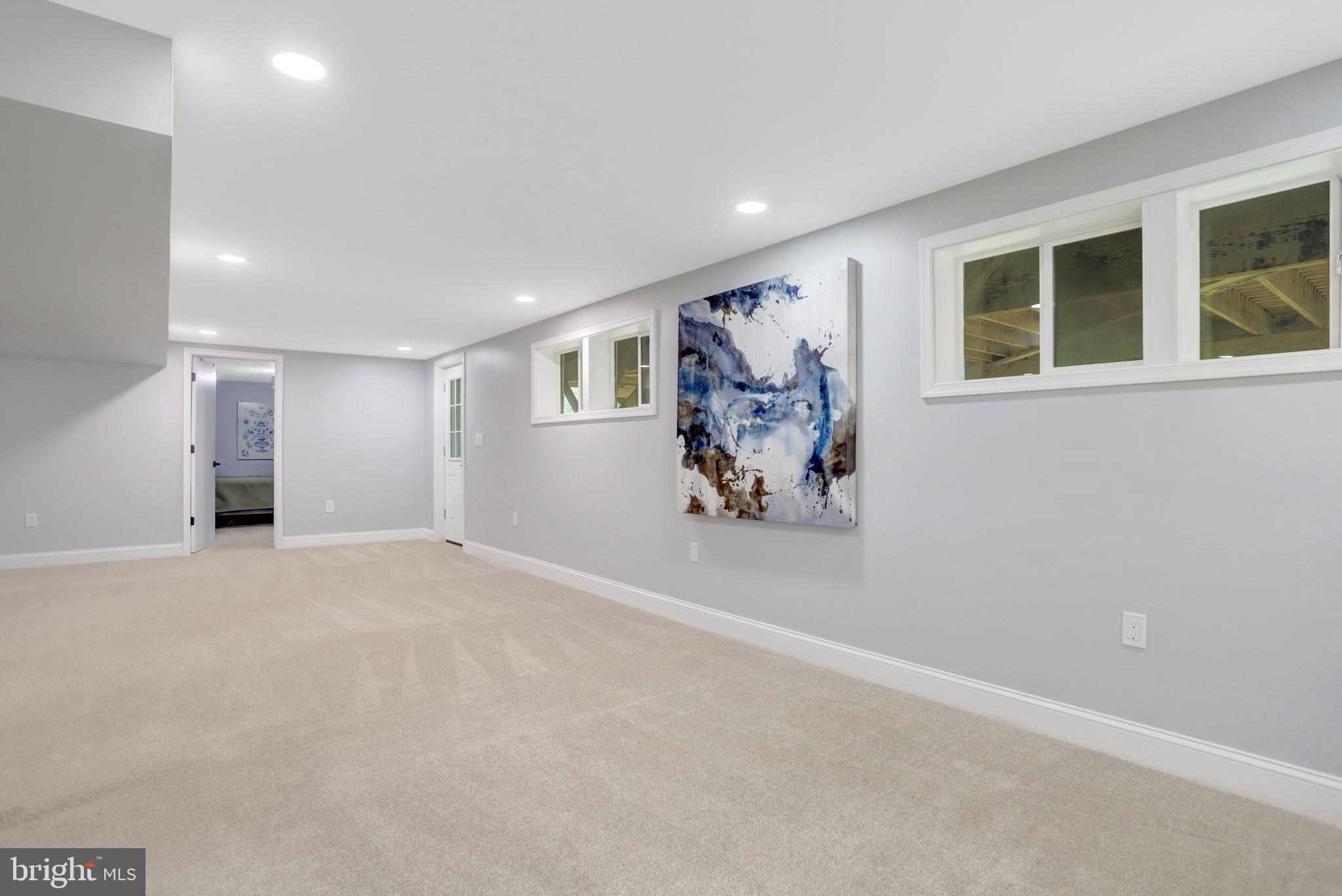 5418 Inverchapel Road Springfield, VA 22151 - Photo 45 of 94 a view of a livingroom with window and furniture