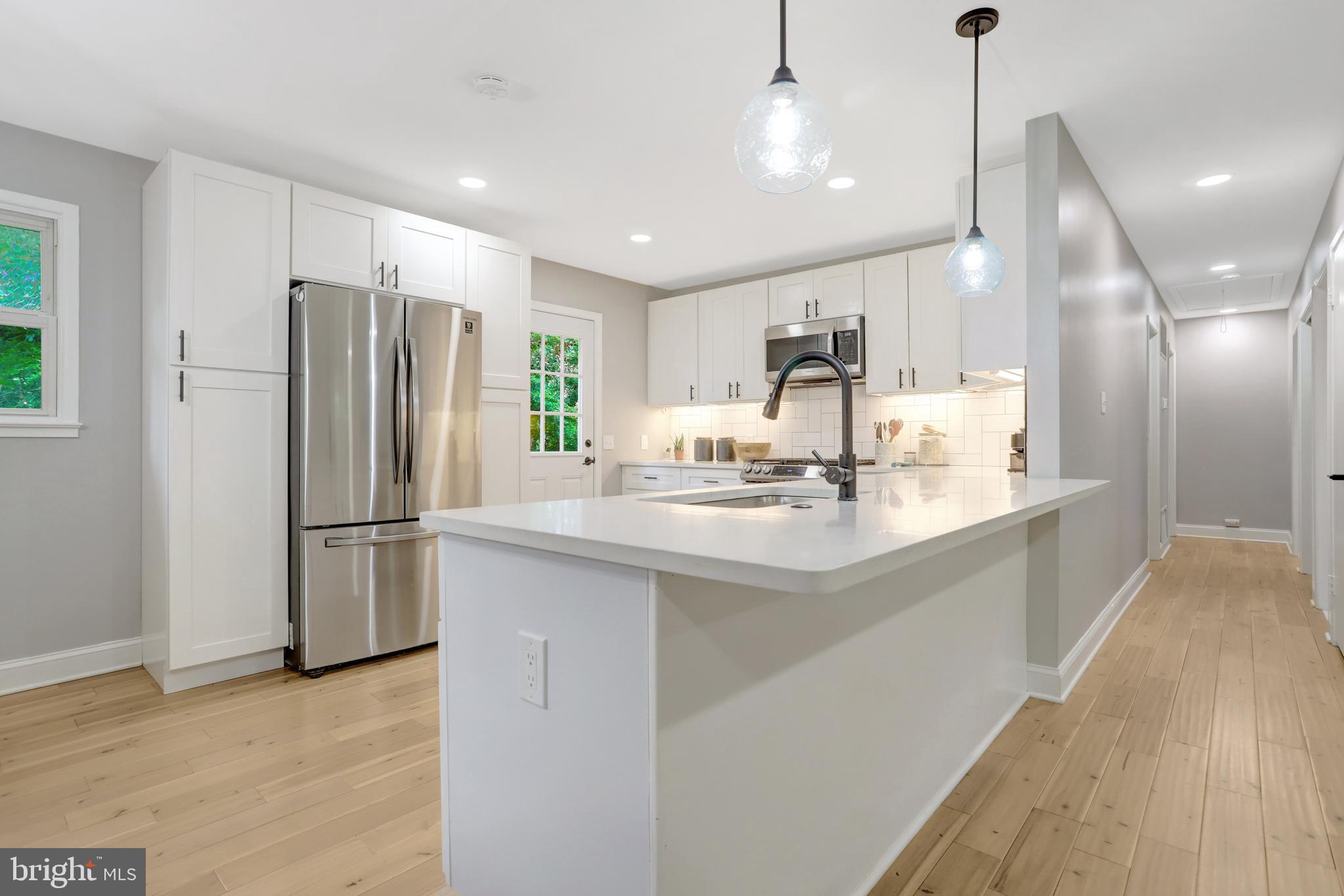 5418 Inverchapel Road Springfield, VA 22151 - Photo 10 of 94