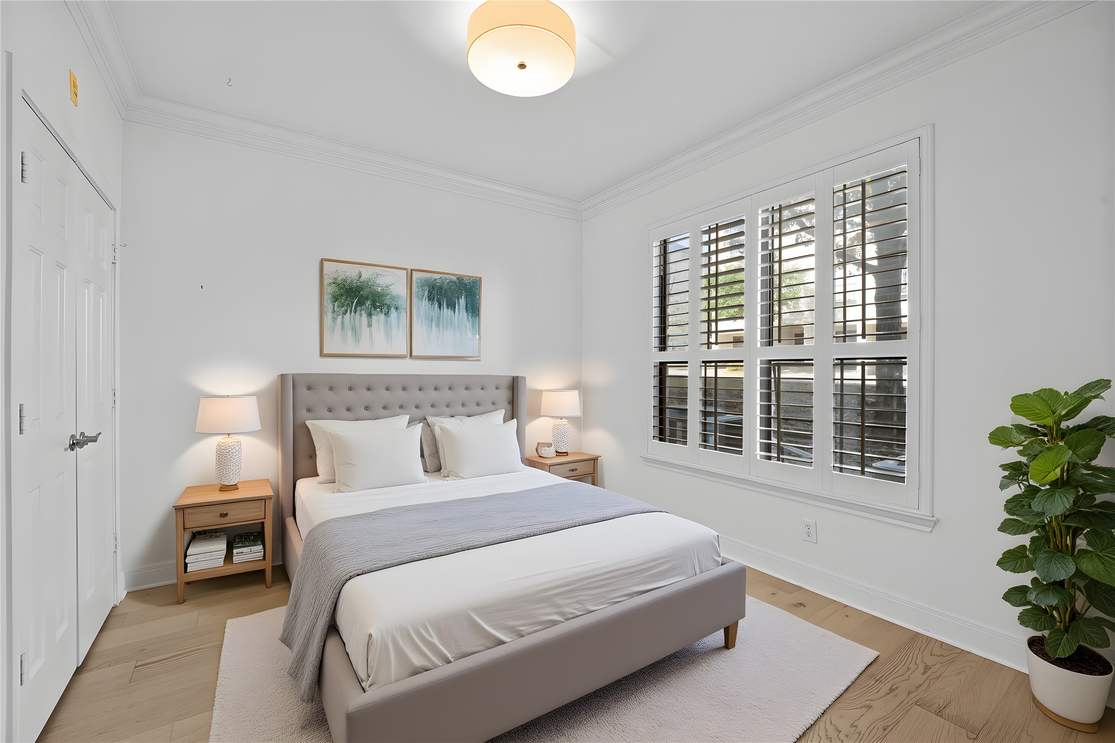 7701 Rialto Boulevard, Unit 1412 Austin, TX 78735 - Photo 22 of 30 a bedroom with a bed and a window