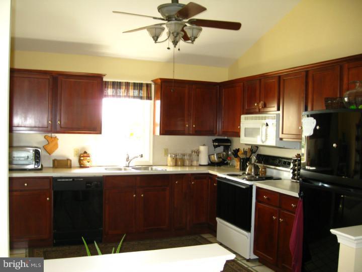 300 Anvil Road Nottingham, PA 19362 - Photo 5 of 17 Gallery Image 5