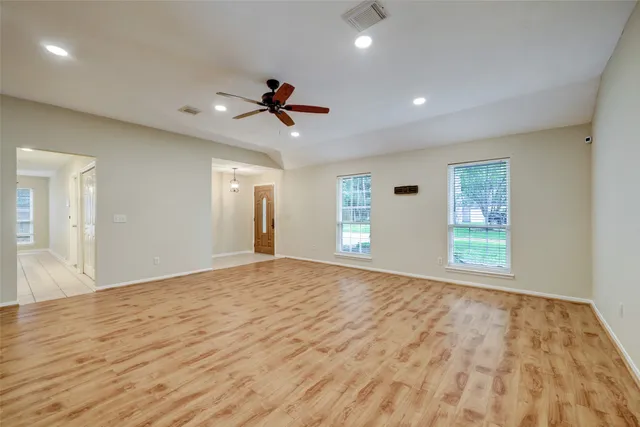 $2,900 | 60 West Indian Sage Circle, The Woodlands, TX 77381