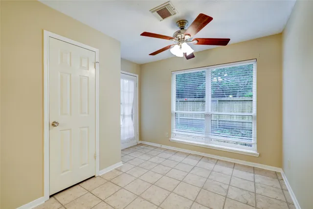 $2,900 | 60 West Indian Sage Circle, The Woodlands, TX 77381