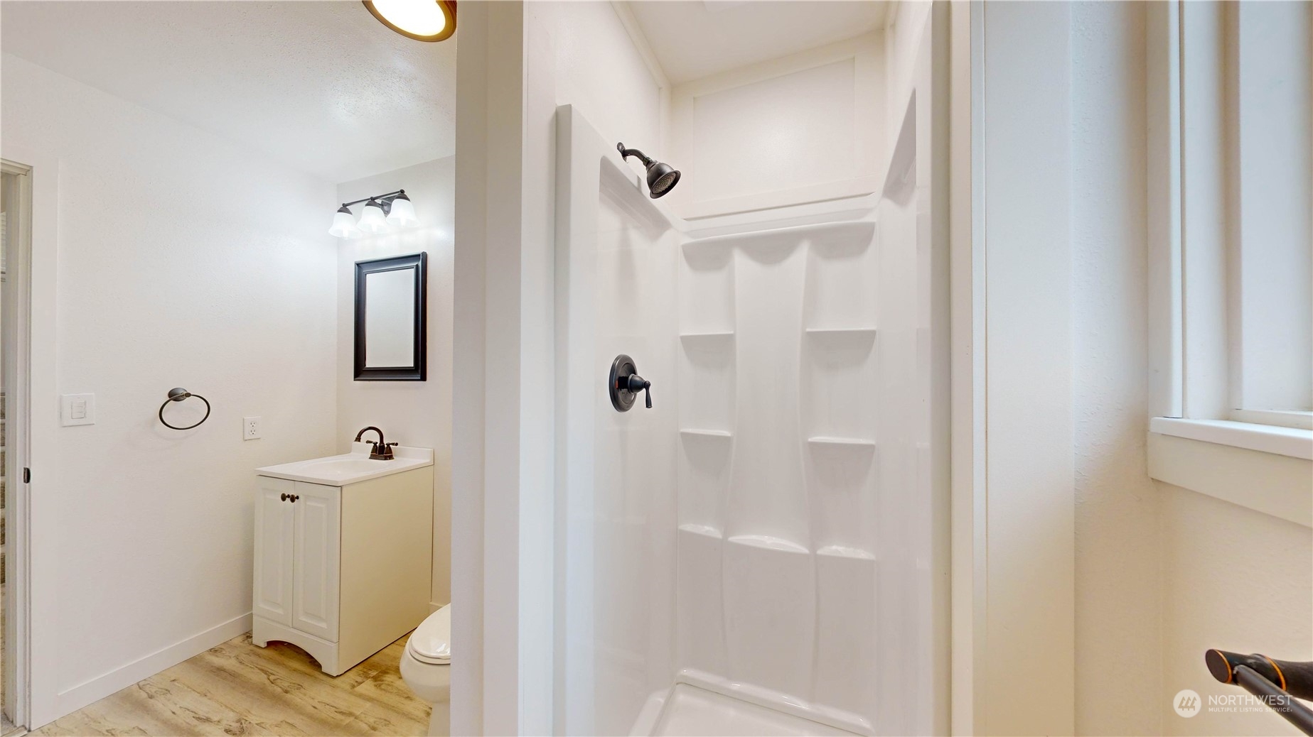 3602 Southwest 331st Street Federal Way, WA 98023 - Photo 15 of 20 Gallery Image 15