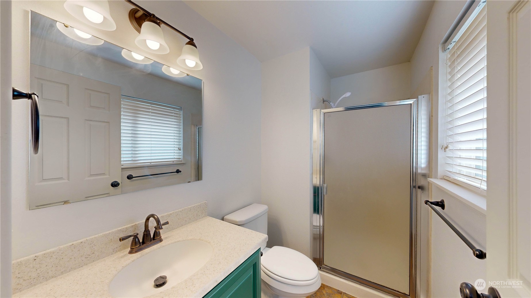 3602 Southwest 331st Street Federal Way, WA 98023 - Photo 9 of 20 Gallery Image 9