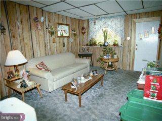428 Hazel Street Reading, PA 19611 - Photo 2 of 3