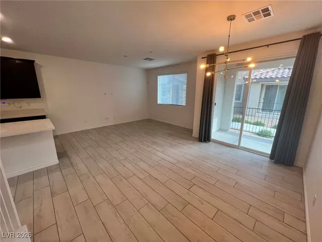 $1,810 | 7366 North Decatur Boulevard, Unit 4, North Las Vegas, NV 89084