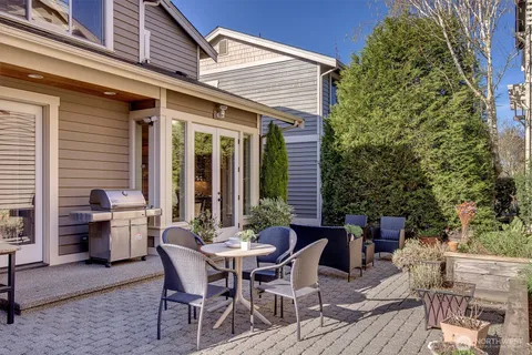 $2,736,000 | 630 8th Avenue, Kirkland, WA 98033