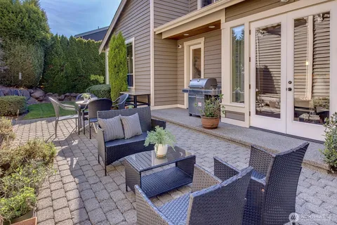$2,736,000 | 630 8th Avenue, Kirkland, WA 98033