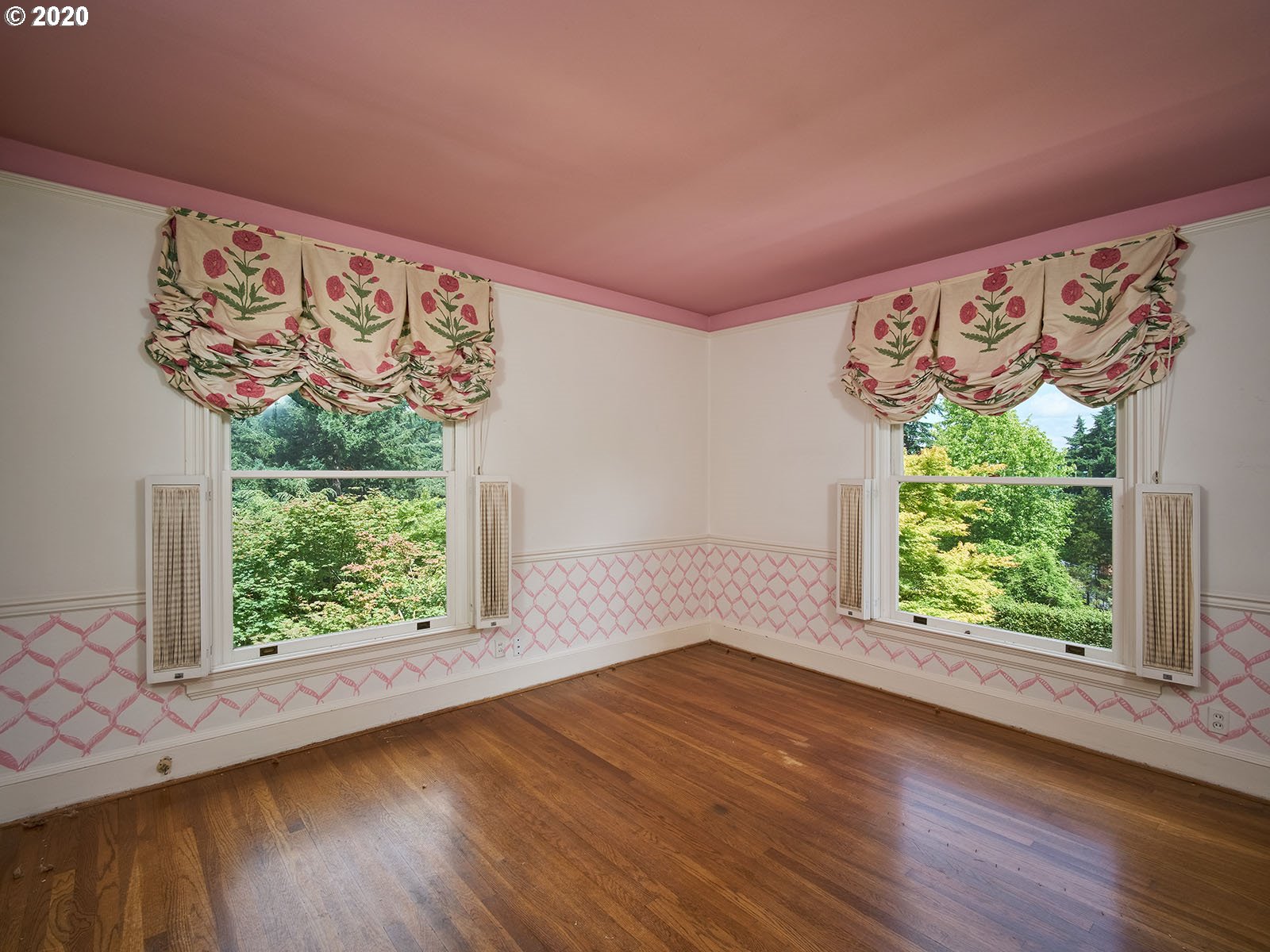 2161 Southwest Laurel Street Portland, OR 97201 - Photo 14 of 32 Gallery Image 14