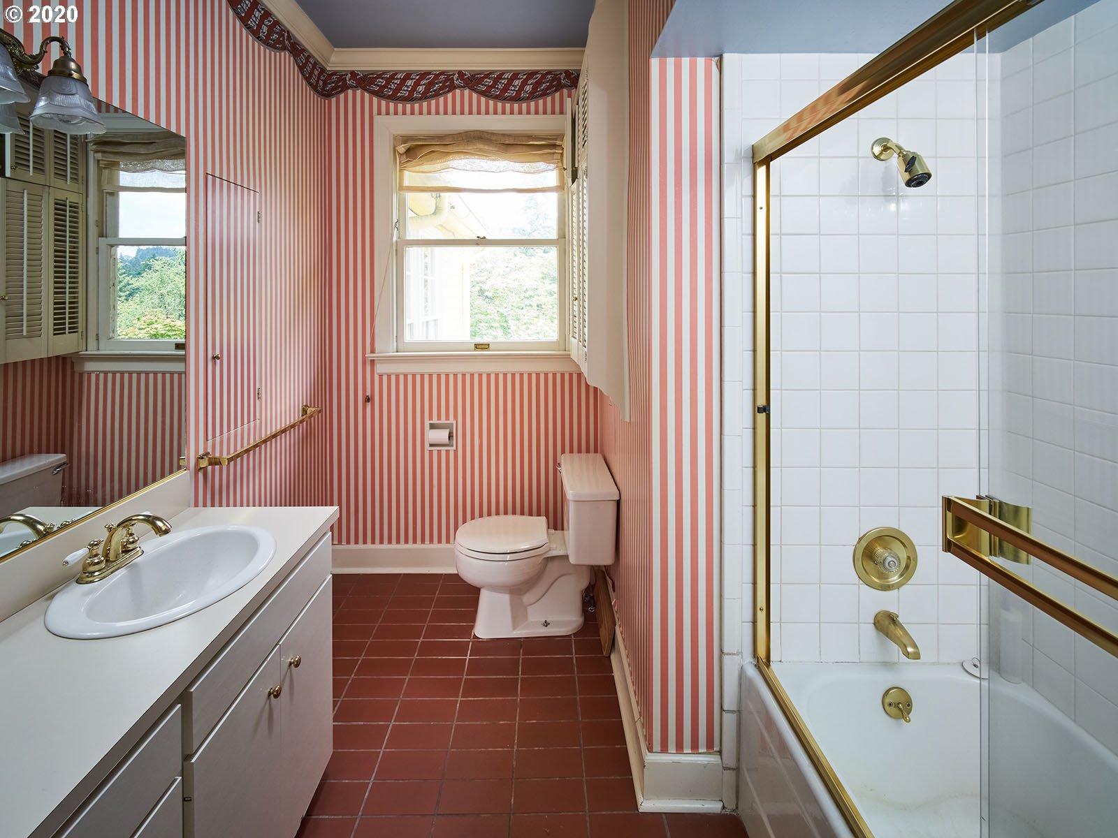 2161 Southwest Laurel Street Portland, OR 97201 - Photo 16 of 32 Gallery Image 16
