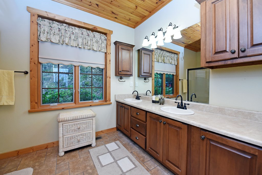 21 Locust Loop Lane Murphy, NC 28906 - Photo 39 of 74 Gallery Image 39