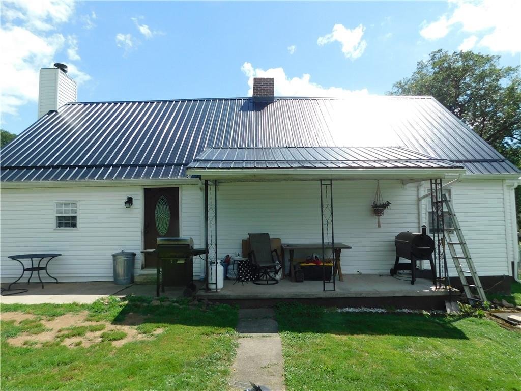 39 May Street Fairchance, PA 15436 - Photo 4 of 22