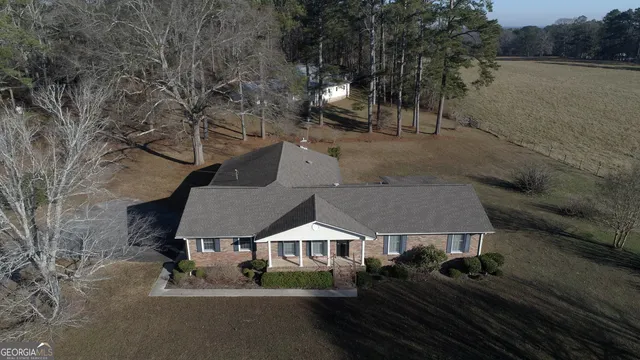 $785,000 | 910 Line Creek Road, Senoia, GA 30276