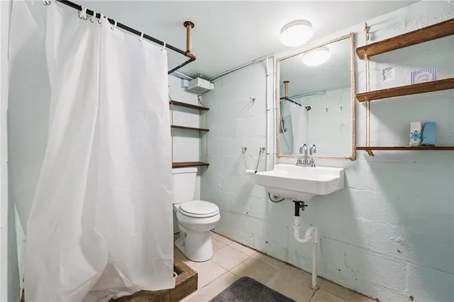 $225,000 | 226 West North Street, Mercer, PA 16137