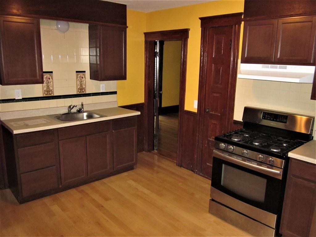 3 Robertson Road Worcester, MA 01602 - Photo 11 of 31 Gallery Image 11
