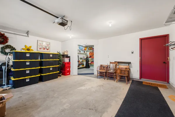 a view of a storage & utility room