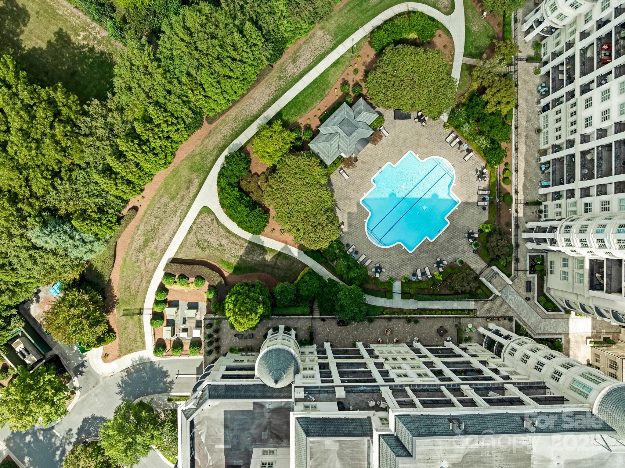 2823 Providence Road, Unit 152 Charlotte, NC 28211 - Photo 40 of 41 an aerial view of a house