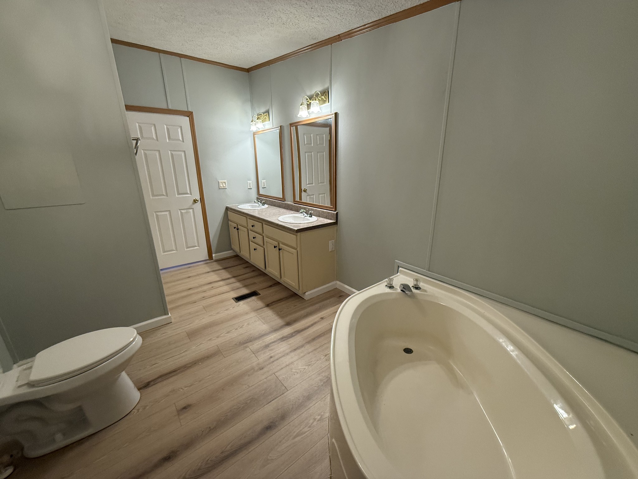 621 Cook Road Portland, TN 37148 - Photo 25 of 55 a bathroom with a sink and a mirror