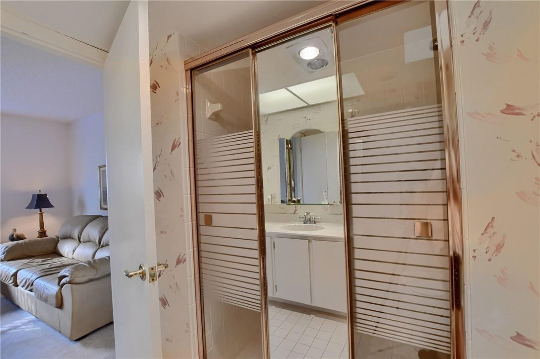 9260 Southwest 14th Street, Unit 2504 Boca Raton, FL 33428 - Photo 25 of 43 GUEST BATH