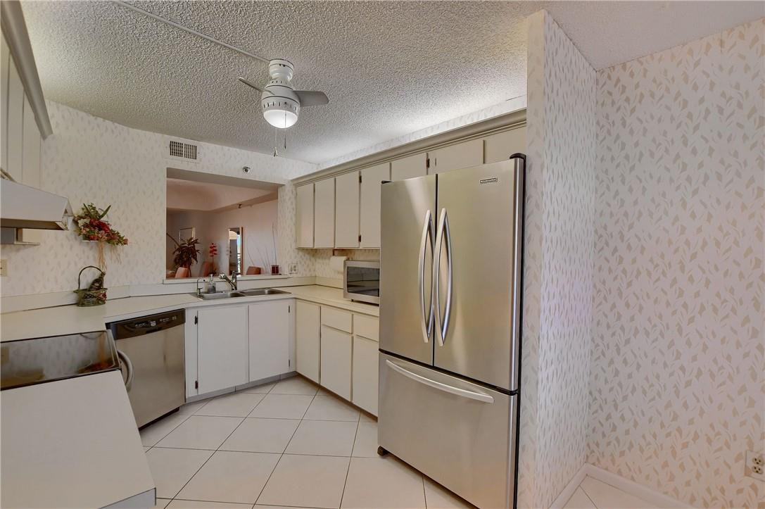 9260 Southwest 14th Street, Unit 2504 Boca Raton, FL 33428 - Photo 6 of 43 Photo 6