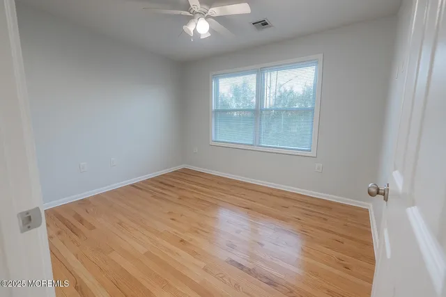 $3,200 | 268 Highway 36, Middletown, NJ 07748