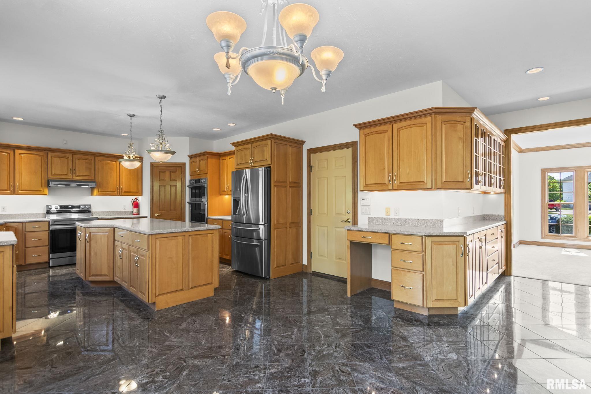 4809 Bears Paw Court Springfield, IL 62711 - Photo 16 of 70