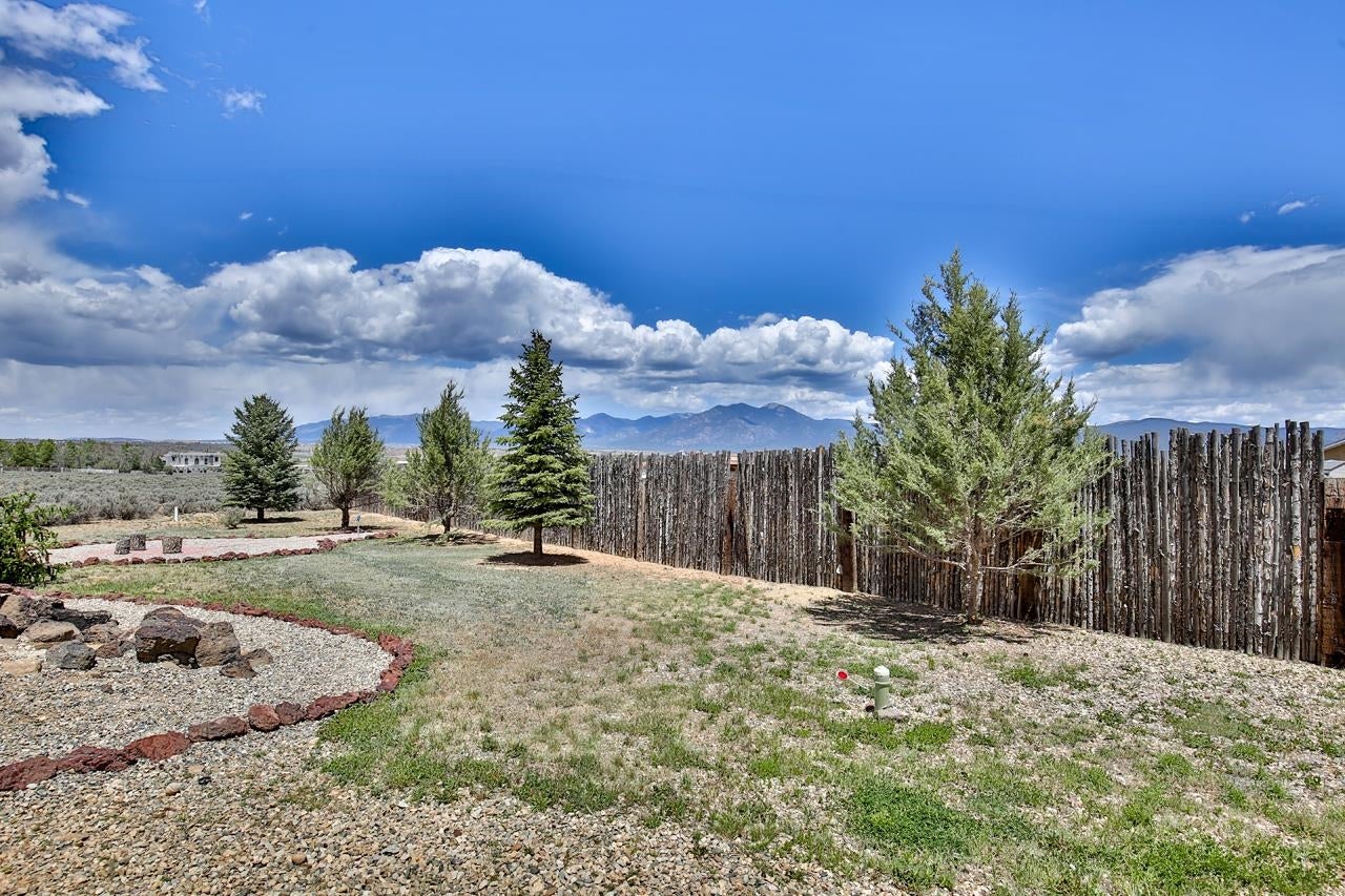 65 Las Tusas Road Ranchos de Taos, NM 87557 - Photo 42 of 46 Gallery Image 42