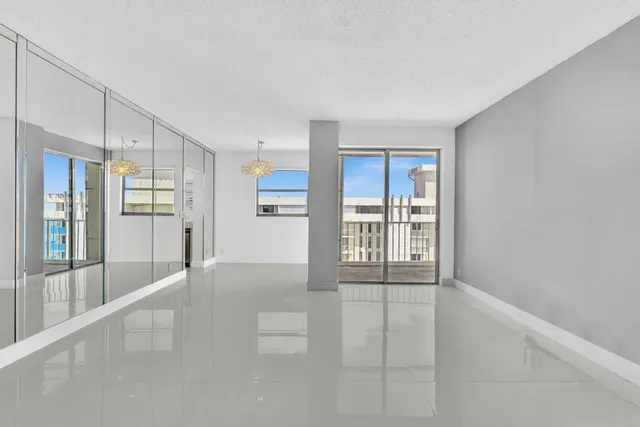 $579,000 | 1010 South Ocean Boulevard, Unit PH15, Pompano Beach, FL 33062