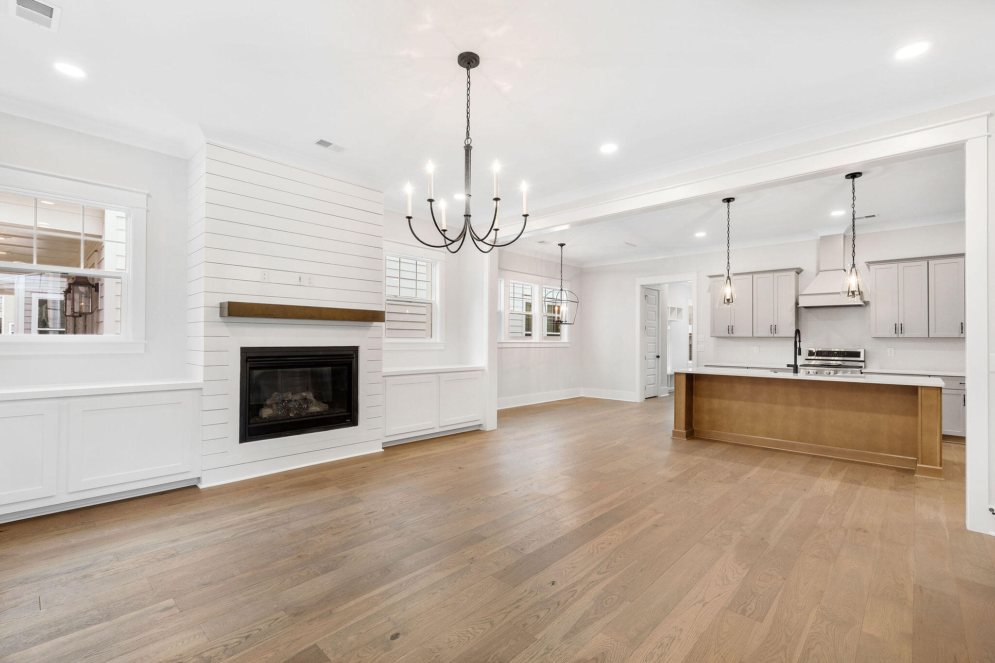 712 Minton Road Charleston, SC 29412 - Photo 9 of 19 SIMILAR HOME