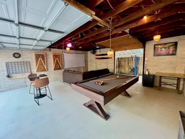 $2,850 | 9811 Rocktree Drive, Houston, TX 77040