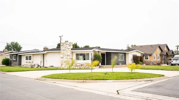 $1,299,999 | 9837 Belfair Street, Bellflower, CA 90706