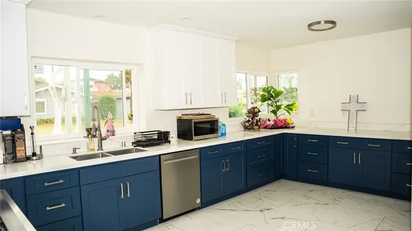 $1,299,999 | 9837 Belfair Street, Bellflower, CA 90706