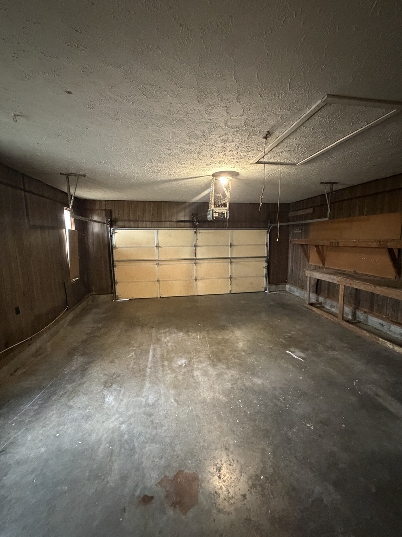 2 Hickory Lane Metropolis, IL 62960 - Photo 13 of 20 a view of a garage