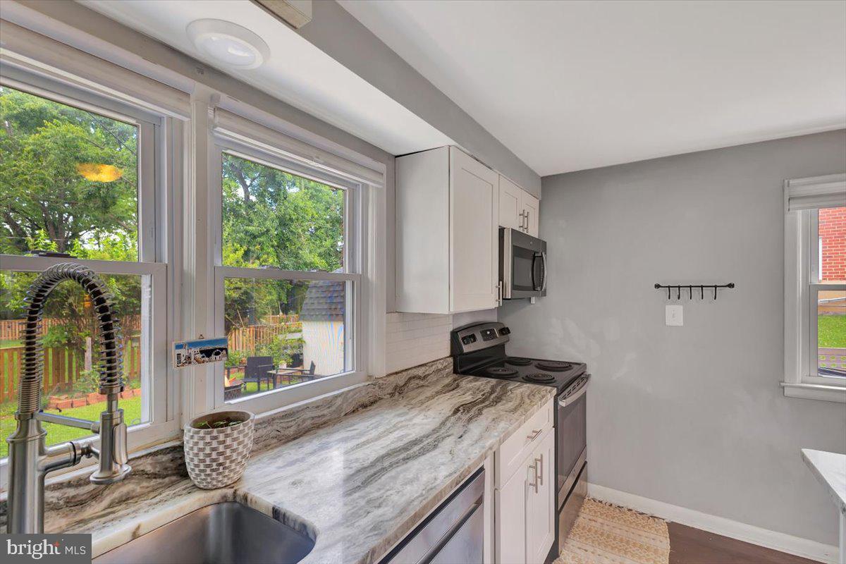 918 Shelley Road Towson, MD 21286 - Photo 20 of 41 New kitchen 2019