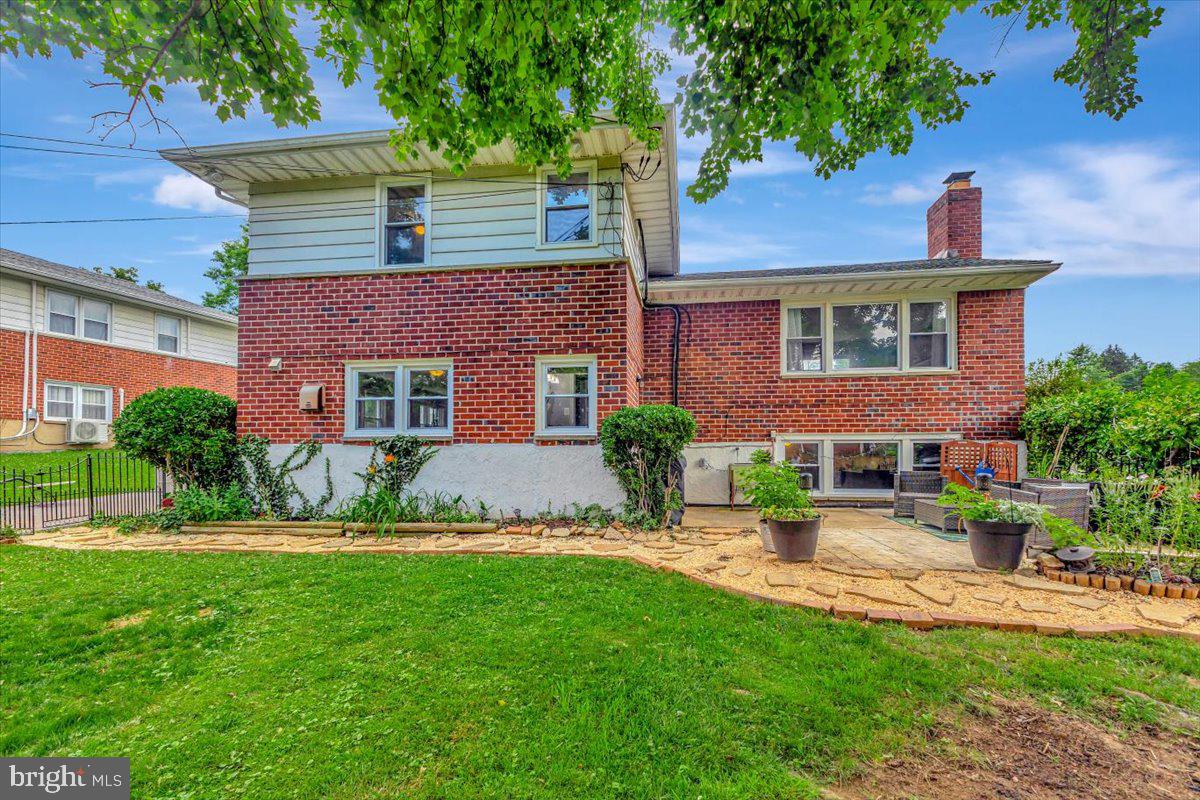 918 Shelley Road Towson, MD 21286 - Photo 34 of 41 Beautiful patio